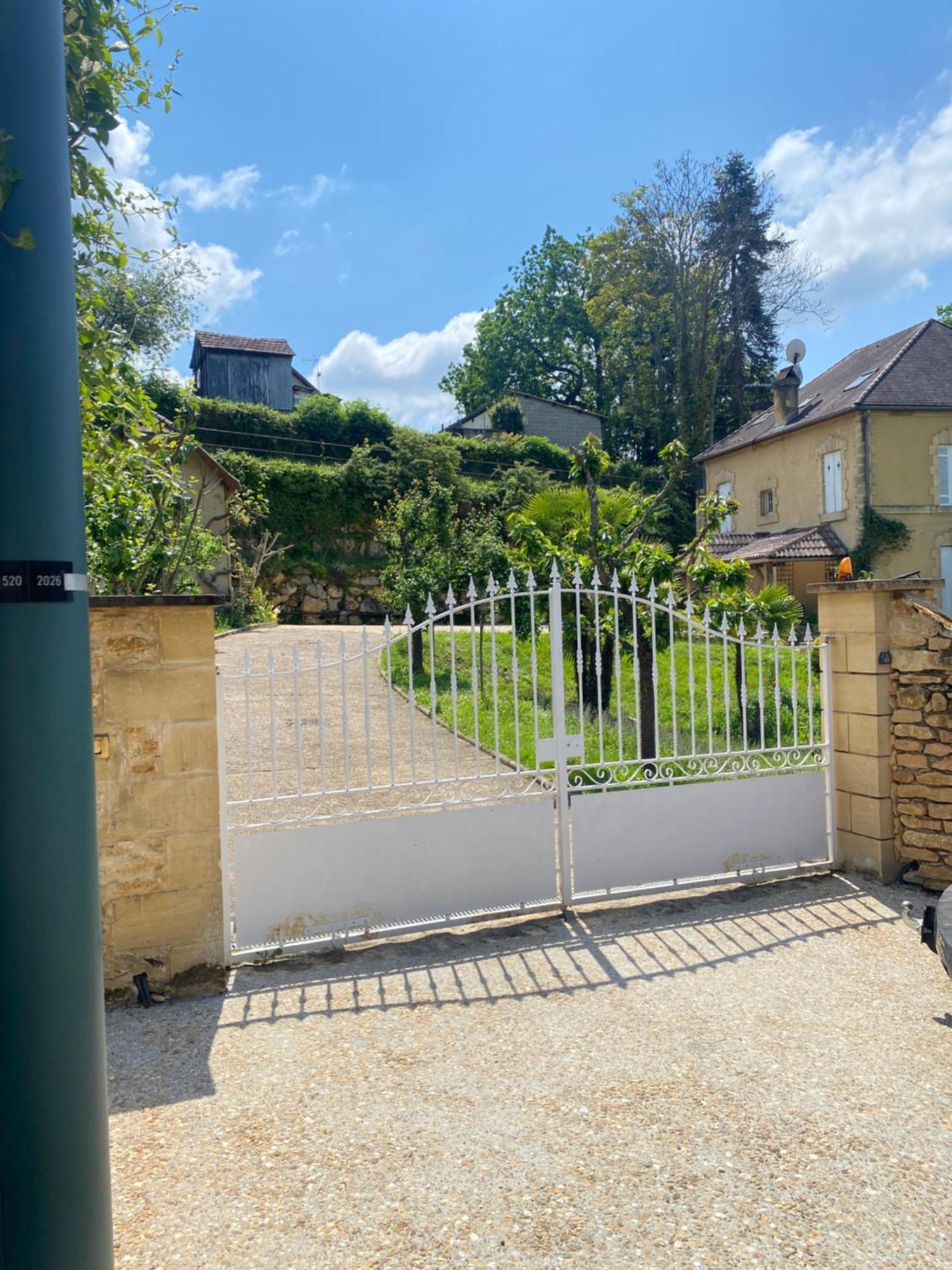 Residence Les Trois Jardins Avec Wifi Et Parking Gratuit Sarlat-la-Canéda Exteriér fotografie